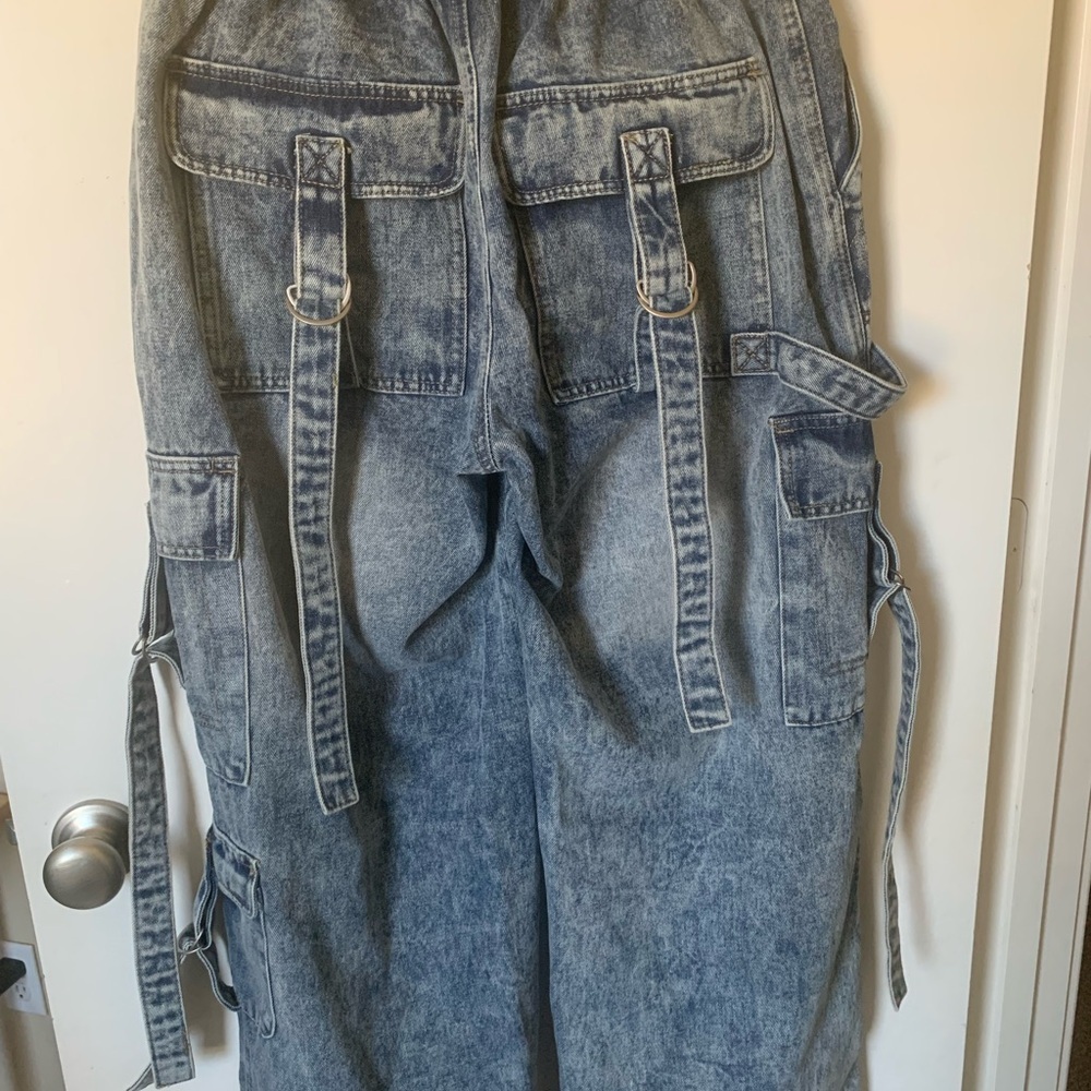 J for Justify Washed Blue Relaxed Cargo Jeans - Picture 2 of 3
